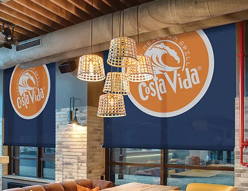 What Are the Best Curtain Fabrics for High-Traffic Restaurants?