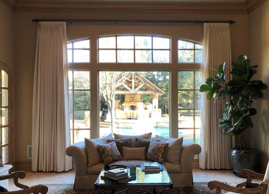 How Do Blackout Curtains Improve Hotel Room Comfort and Energy Efficiency?